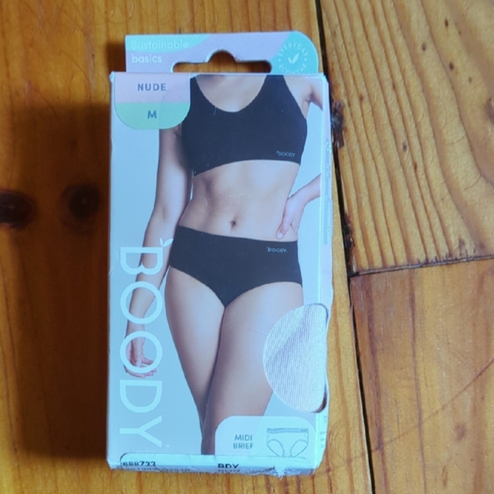 BOODY Bamboo Midi Brief 4pack: 3 Black Medium, 1 NUDE Medium (4 total) - Picture 5 of 6